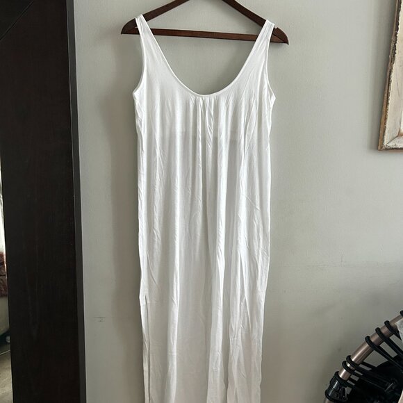 100% cotton Maxi- luxury Chemise by SKIN - Picture 1 of 10